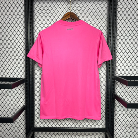 Juventus 2016/17 Pink Away Kit