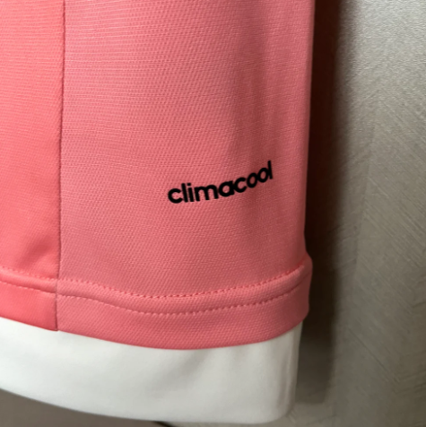 Juventus 2011/12 Pink Away Kit