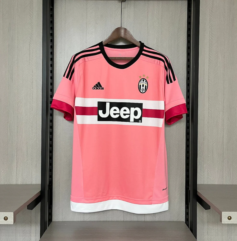 Juventus 2011/12 Pink Away Kit