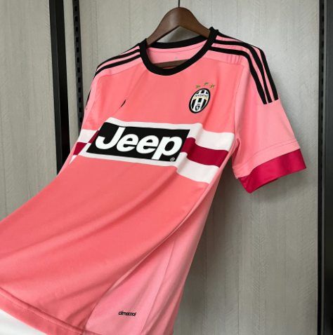 Juventus 2011/12 Pink Away Kit