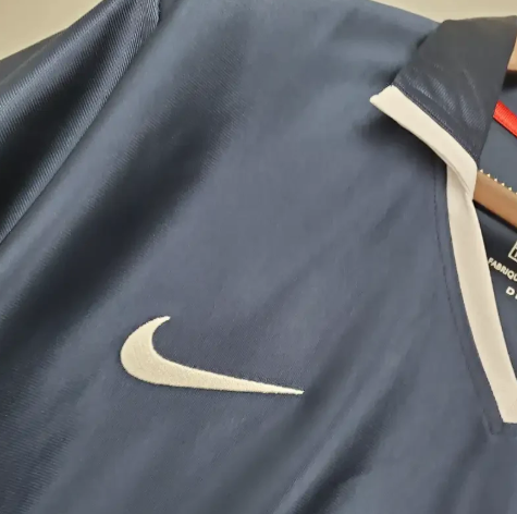 Paris Saint-Germain 2000/01 Home Kit