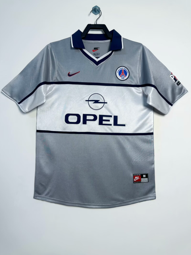 Paris Saint-Germain 2000/01 Away Kit