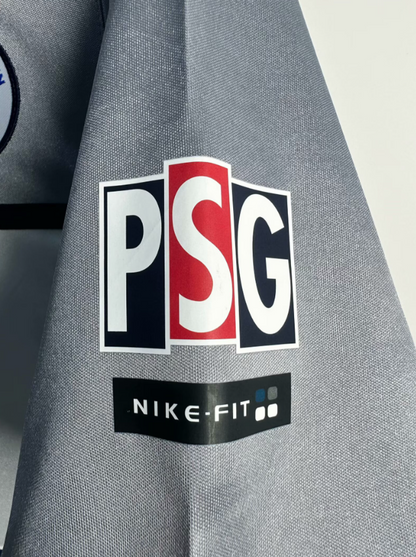 Paris Saint-Germain 2000/01 Away Kit