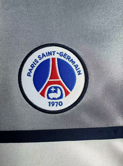 Paris Saint-Germain 2000/01 Away Kit