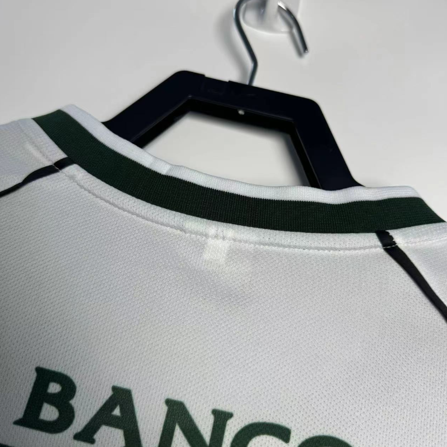 Sporting CP 2001–03 Home Kit