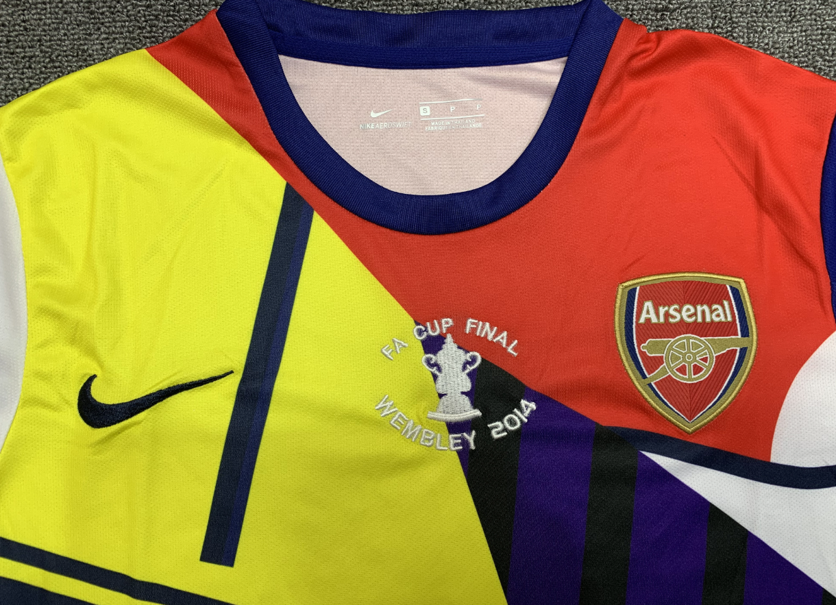 Arsenal 2014 FA Cup Final Kit
