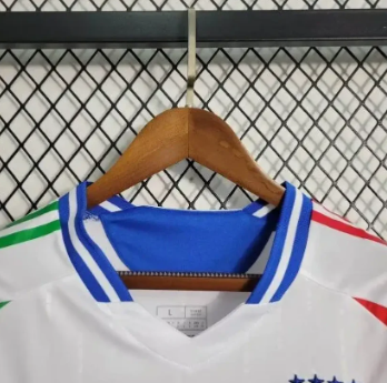Italy 2024/25 Away Kit