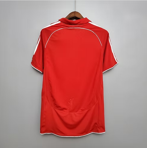 Liverpool 06/06 Home Kit